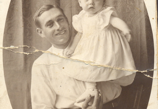 R-D 030 Francisco Subias y Delfina Subias 1935
