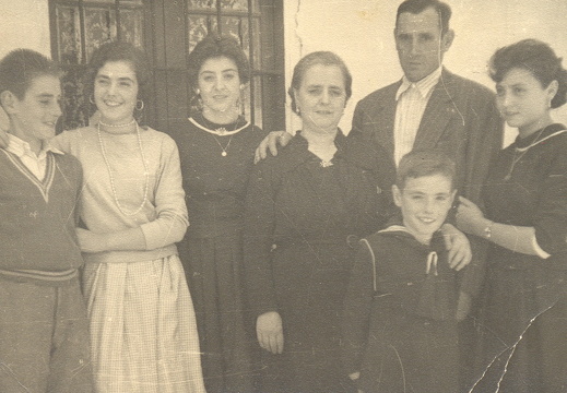 R-D 033 Familia Candelaria Albar - Francisco Subias e hijos 50s